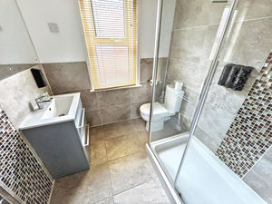 Photo 30- click for photo gallery